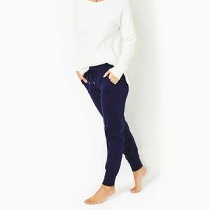 UPF 50+ Luxletic 28" Island Jogger - True Navy / Size M